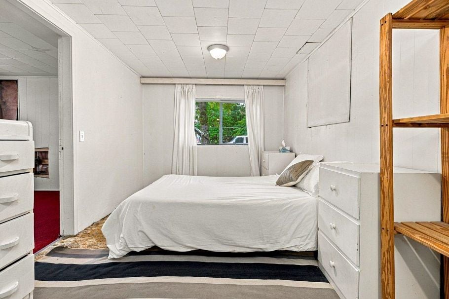 4153 John Street Vancouver, BC - 17