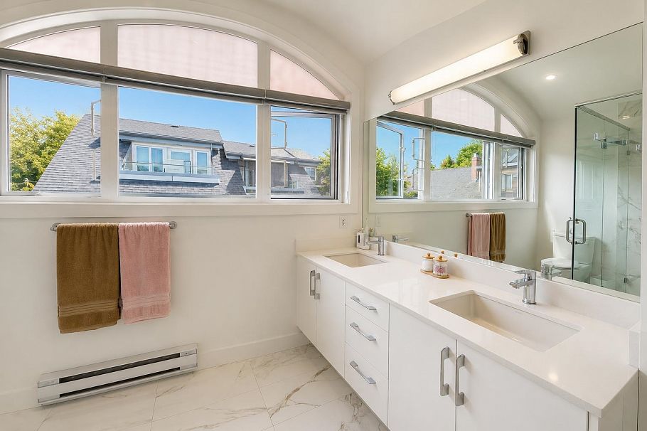 7887 French Street Vancouver, BC - 26