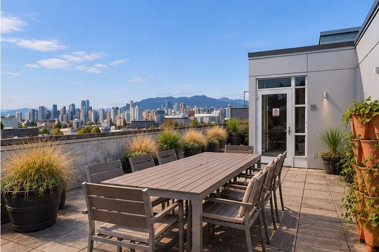 409 2511 Quebec Street Vancouver, BC - 3