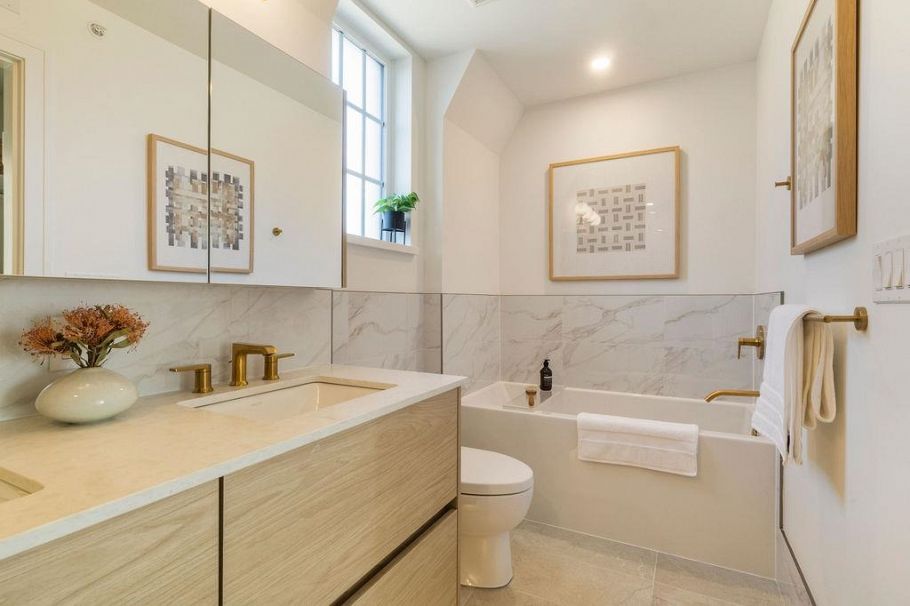 221 7789 Yukon Street Vancouver, BC - 18