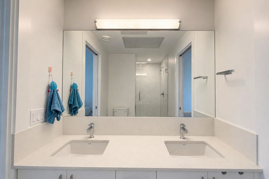 7887 French Street Vancouver, BC - 20