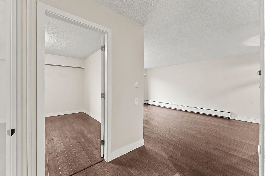 203 1611 E 3rd Avenue Vancouver, BC - 16