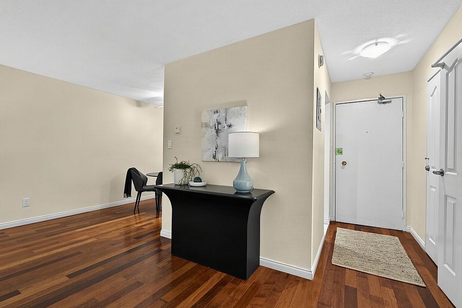 206 1717 13 Avenue Vancouver, BC - 16