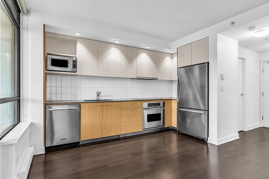 214 750 W 12th Avenue Vancouver, BC - 21