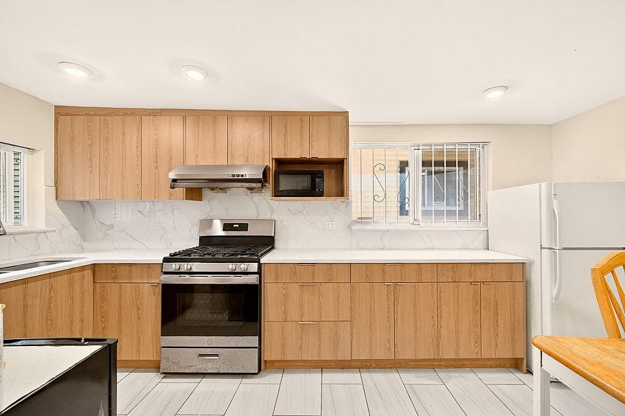 777 E Pender Street Vancouver, BC - 13