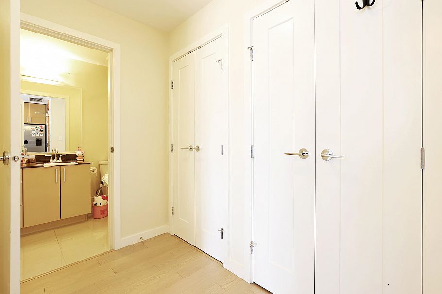 1011 38 W 1st Avenue Vancouver, BC - 10