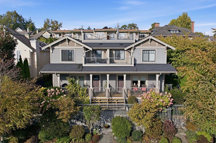 248 E 6th Street North Vancouver, BC - 3