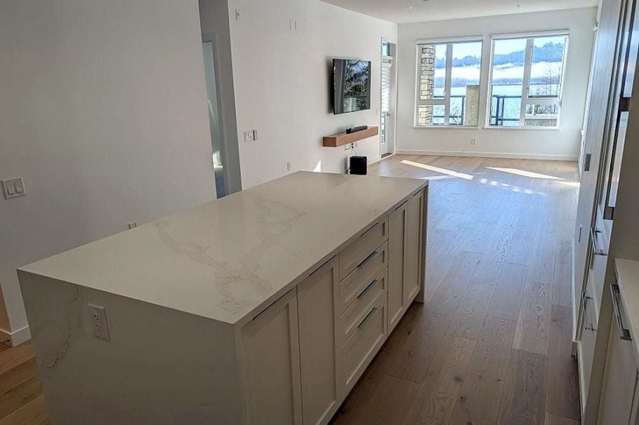 102 3873 Cates Landing Way North Vancouver, BC - 3