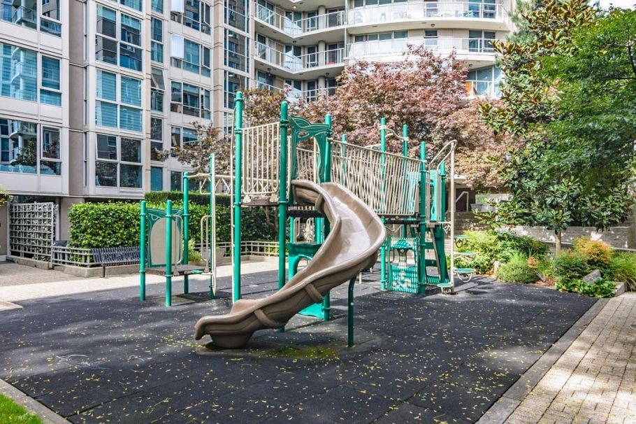 802 388 Drake Street Vancouver, BC - 29
