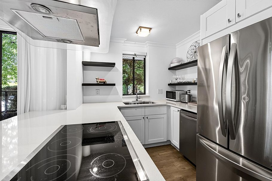 101 1702 Chesterfield Avenue North Vancouver, BC - 14