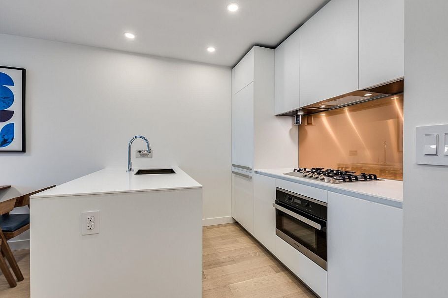 3610 1480 HOWE STREET, Vancouver BC V6Z 0G5 Vancouver, BC - 3