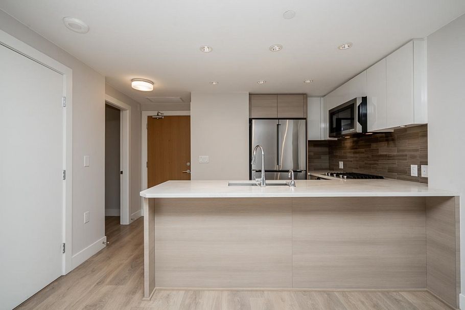 310 3451 Sawmill Crescent Vancouver, BC - 4