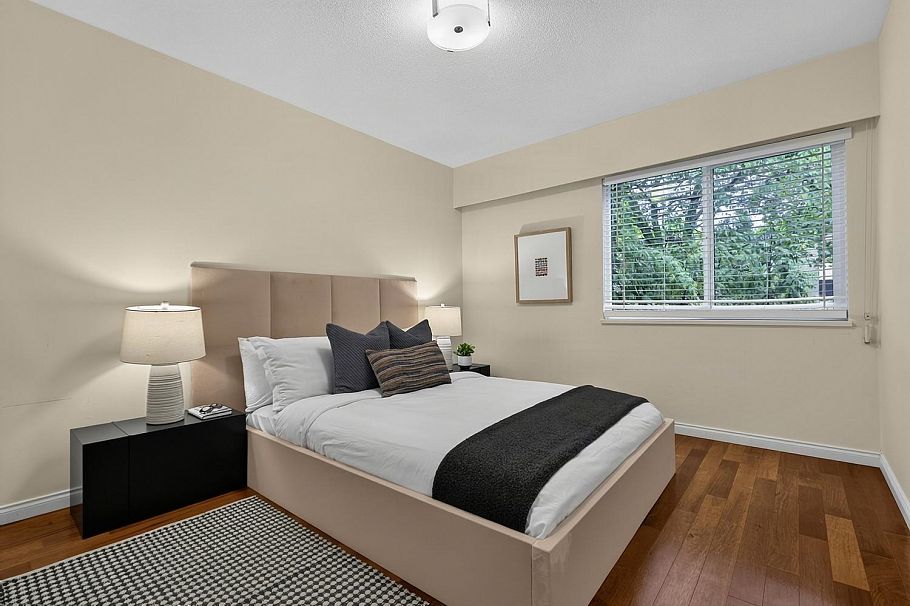206 1717 13 Avenue Vancouver, BC - 17