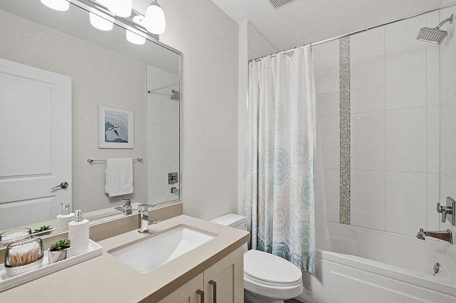 248 E 6th Street North Vancouver, BC - 29