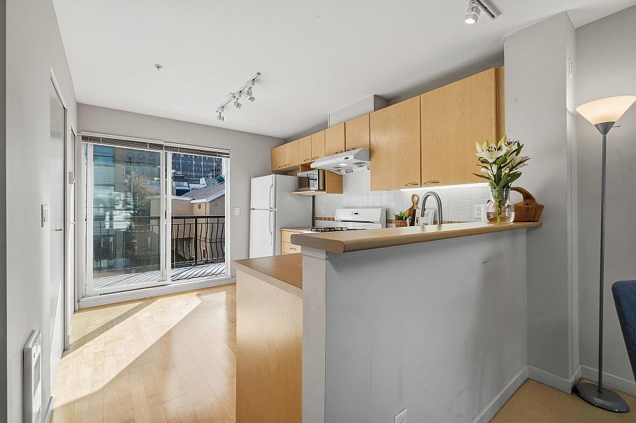 319 678 W 7th Avenue Vancouver, BC - 13