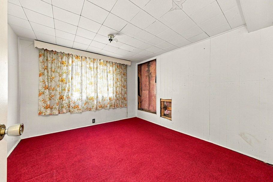 4153 John Street Vancouver, BC - 20