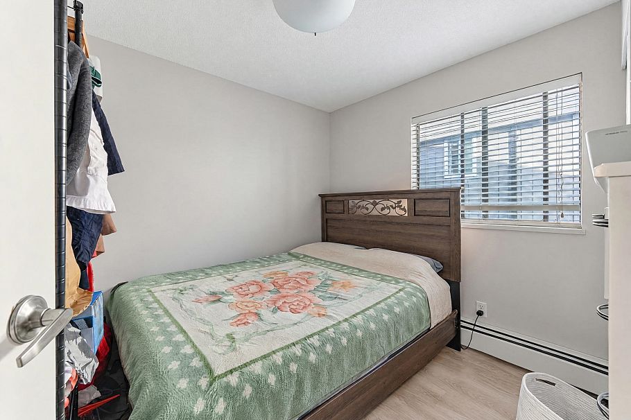 580 W 29th Street North Vancouver, BC - 14