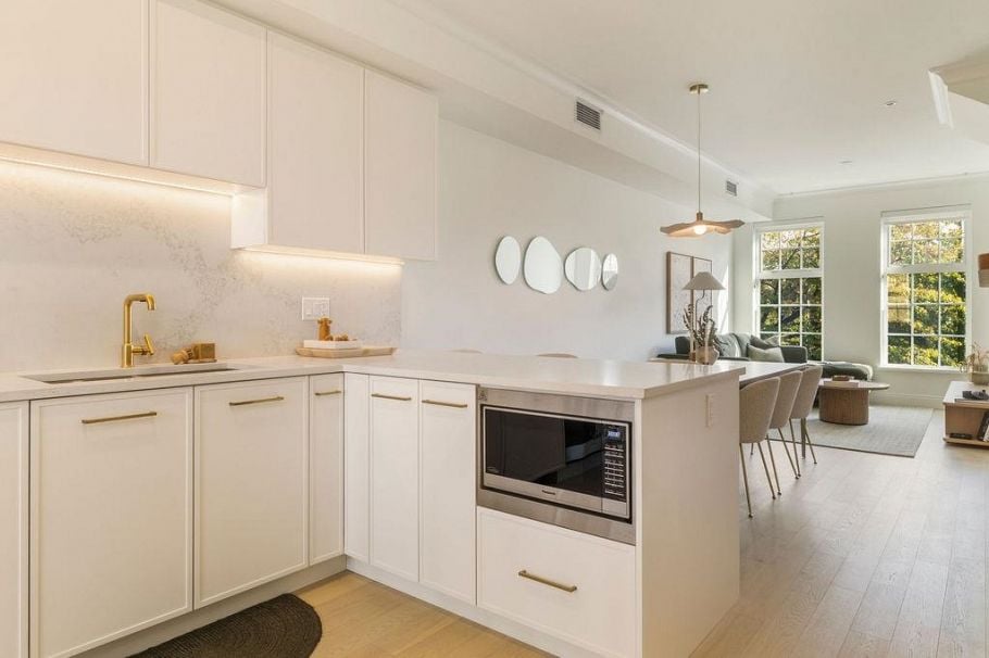 221 7789 Yukon Street Vancouver, BC - 10