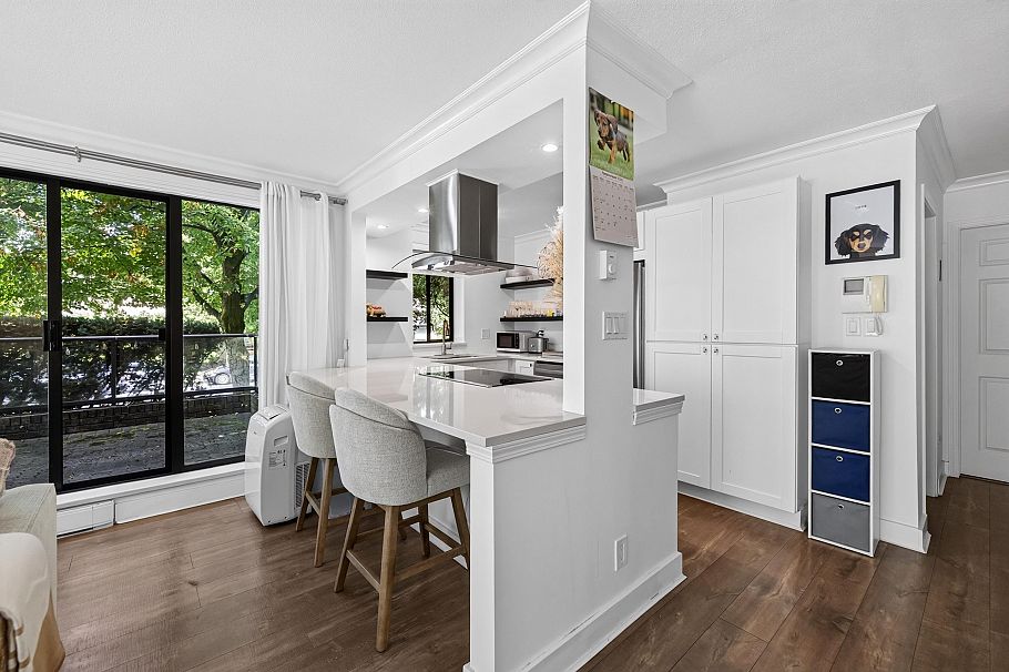 101 1702 Chesterfield Avenue North Vancouver, BC - 12