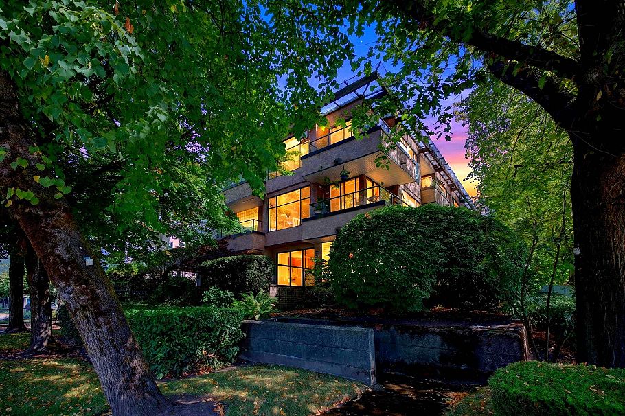101 1702 Chesterfield Avenue North Vancouver, BC - 32