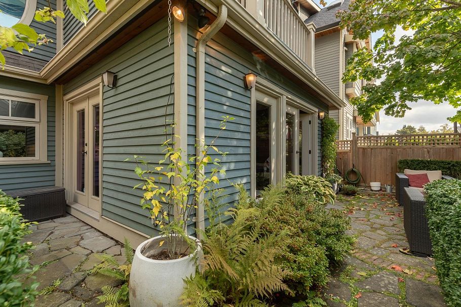 850 E 10th Avenue Vancouver, BC - 26