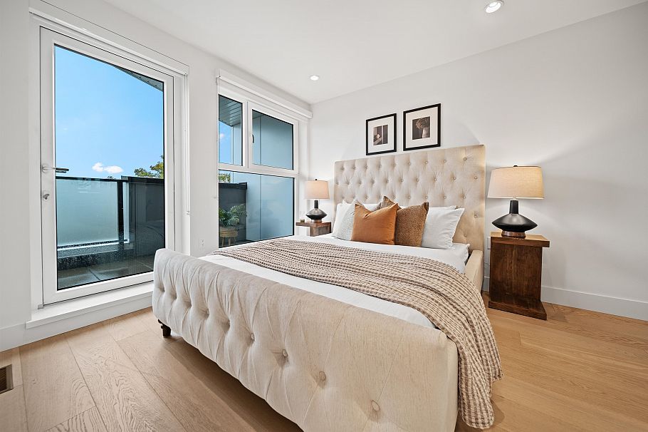140 W Woodstock Avenue Vancouver, BC - 22