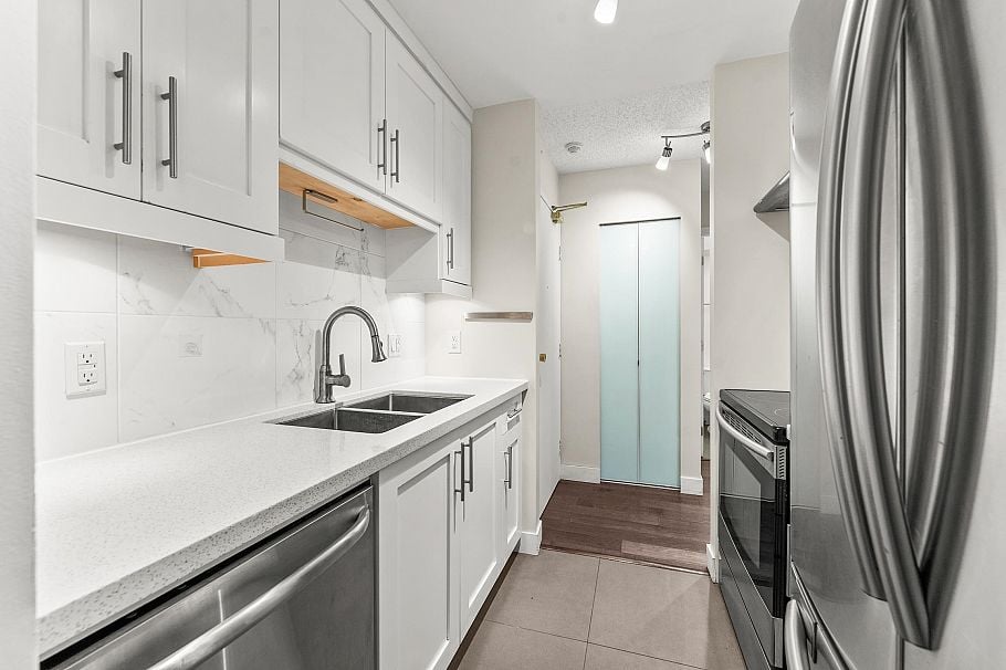 203 1611 E 3rd Avenue Vancouver, BC - 9