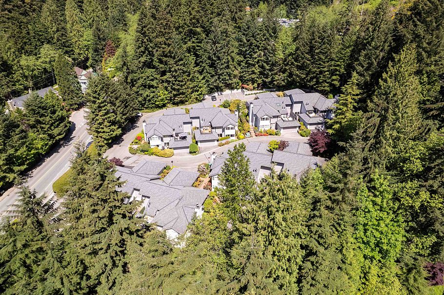 5948 Nancy Greene Way North Vancouver, BC - 34