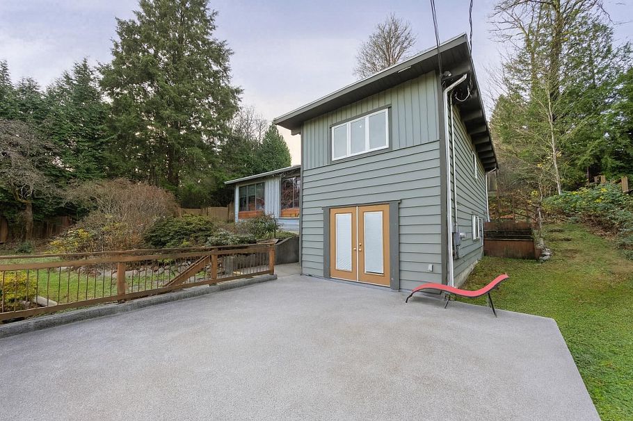 873 Baycrest Drive North Vancouver, BC - 16