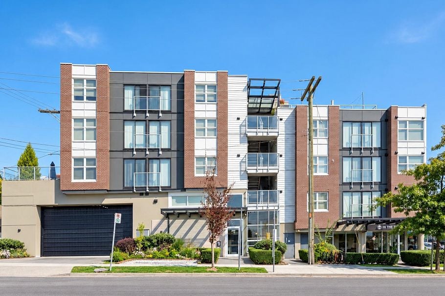 306 388 Kootenay Street Vancouver, BC - 1