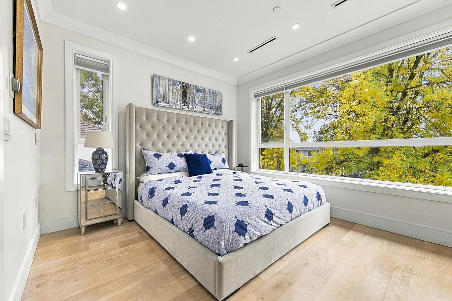 1267 E 53rd Avenue Vancouver, BC - 11
