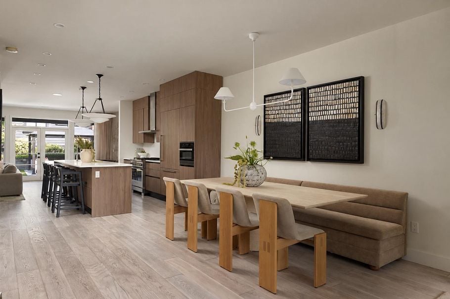 238 E 19th Street North Vancouver, BC - 5