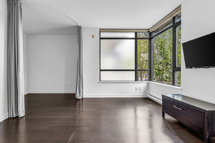 214 750 W 12th Avenue Vancouver, BC - 34