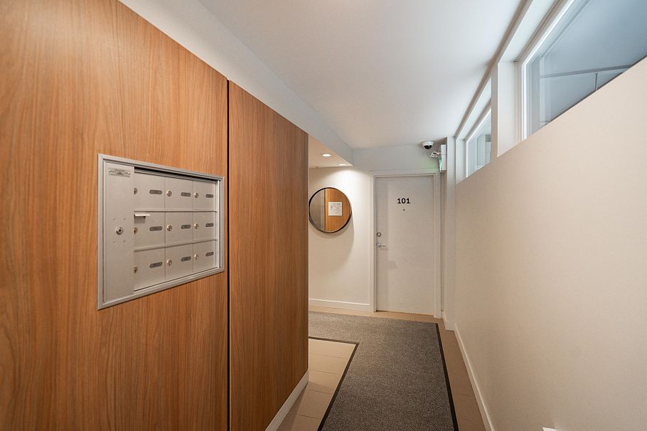 101 562 E 7th Avenue Vancouver, BC - 33
