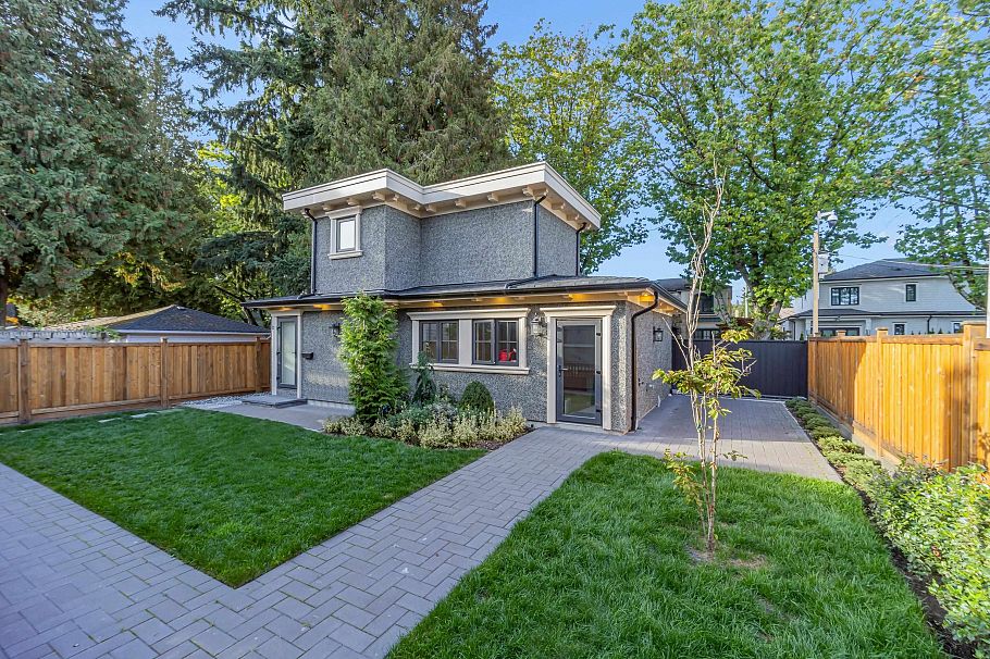 1443 W 57th Avenue Vancouver, BC - 25