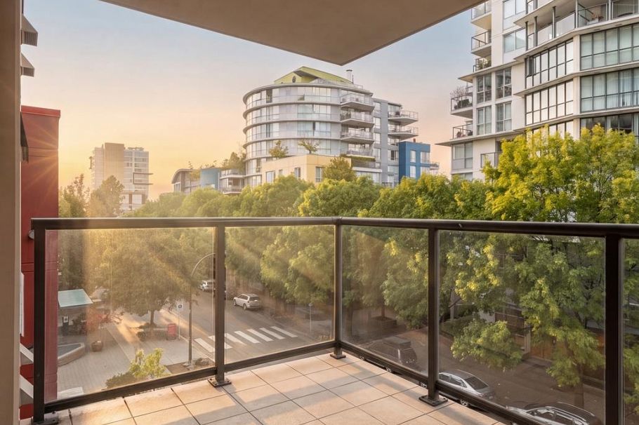 404 1428 W 6th Avenue Vancouver, BC - 14