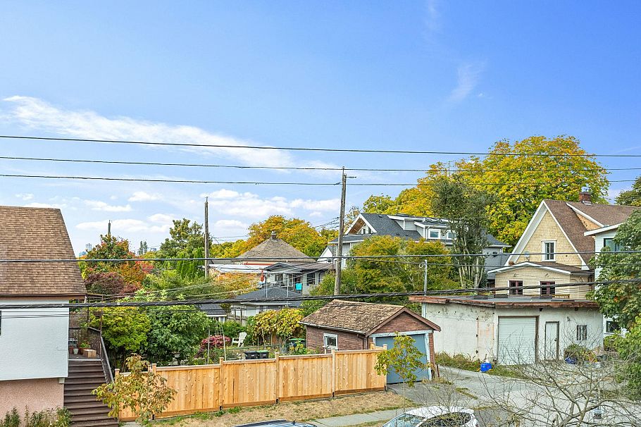 1444 Lakewood Drive Vancouver, BC - 19