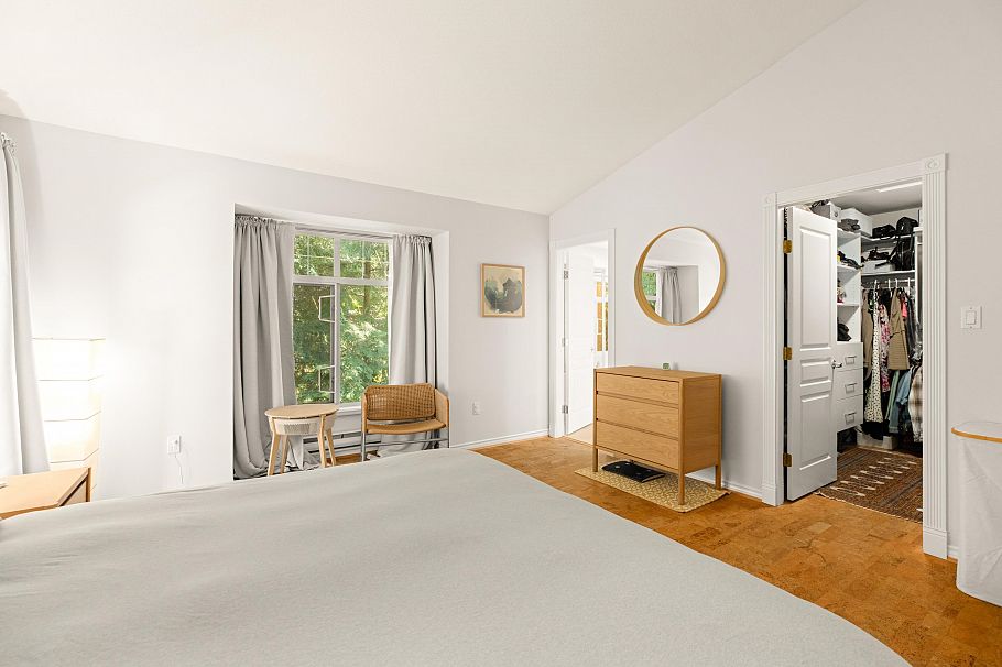 1188 Strathaven Drive North Vancouver, BC - 14