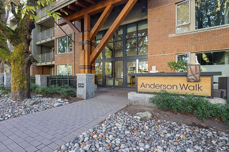 304 119 W 22nd Street Street North Vancouver, BC - 1