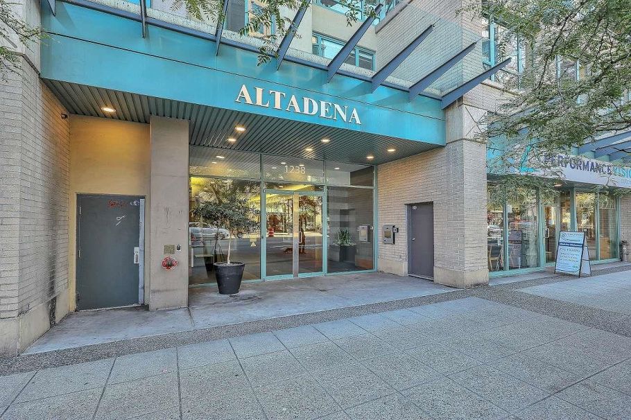 602 1238 Burrard Street Vancouver, BC - 2
