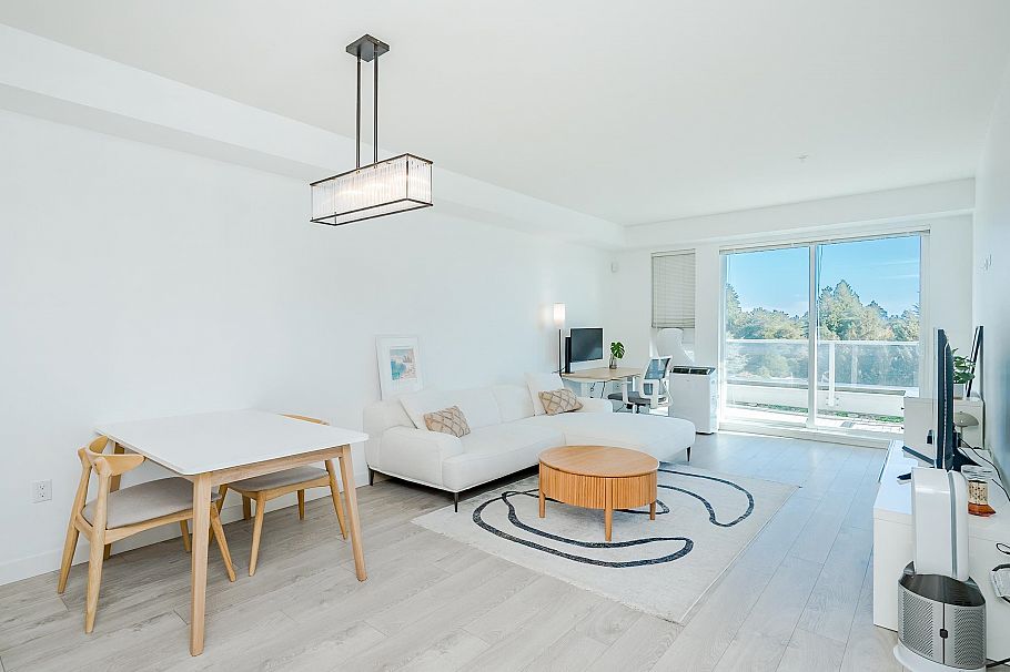 602 6677 Cambie Street Vancouver, BC - 6