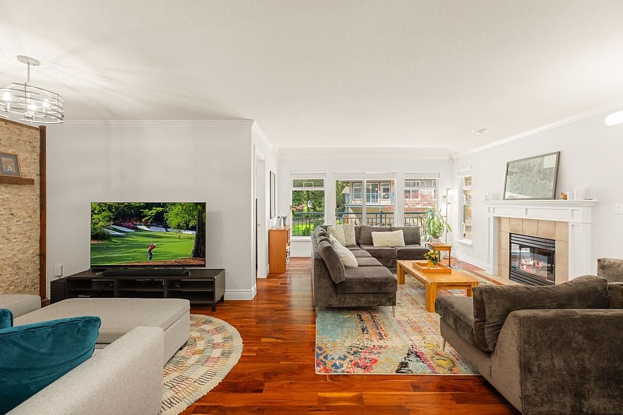 1188 Strathaven Drive North Vancouver, BC - 4