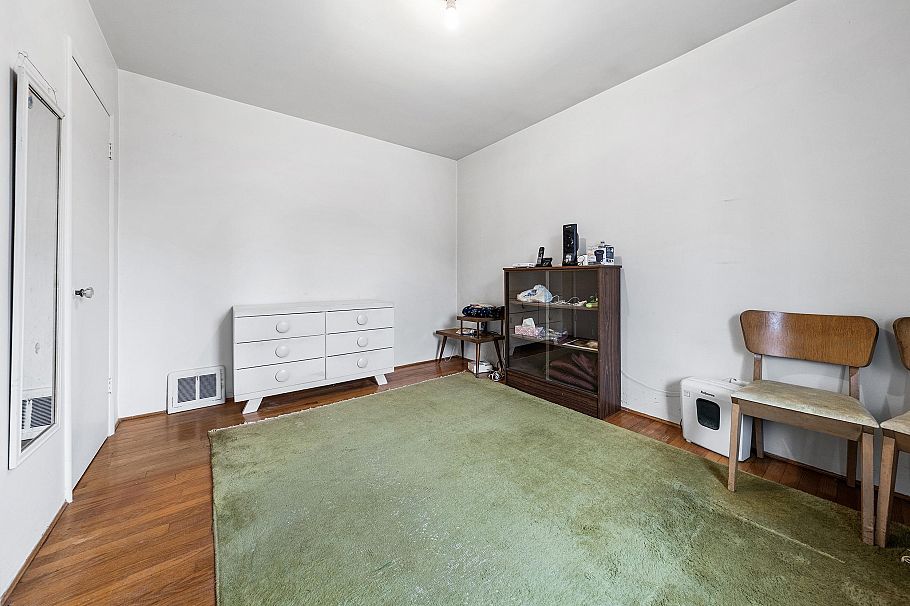 3281 E 2nd Avenue Vancouver, BC - 12