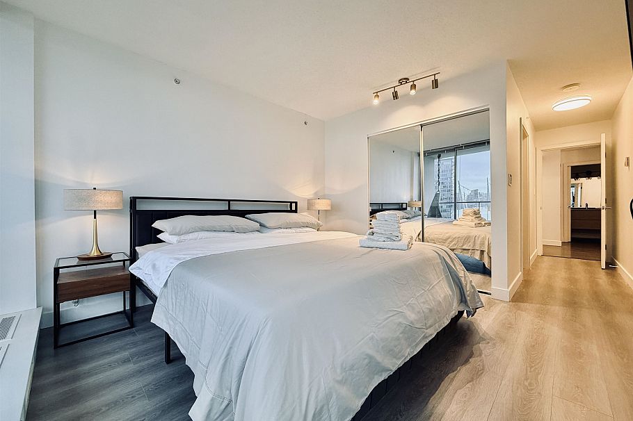 2705 689 Abbott Street Vancouver, BC - 19