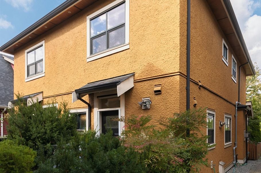 1176 E King Edward Avenue Vancouver, BC - 24