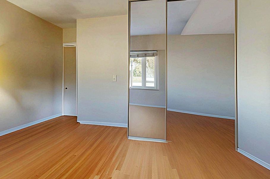 1222 E 51st Avenue Vancouver, BC - 20
