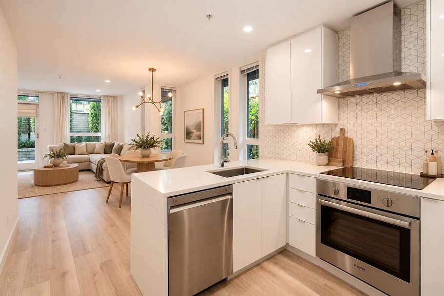 101 562 E 7th Avenue Vancouver, BC - 4