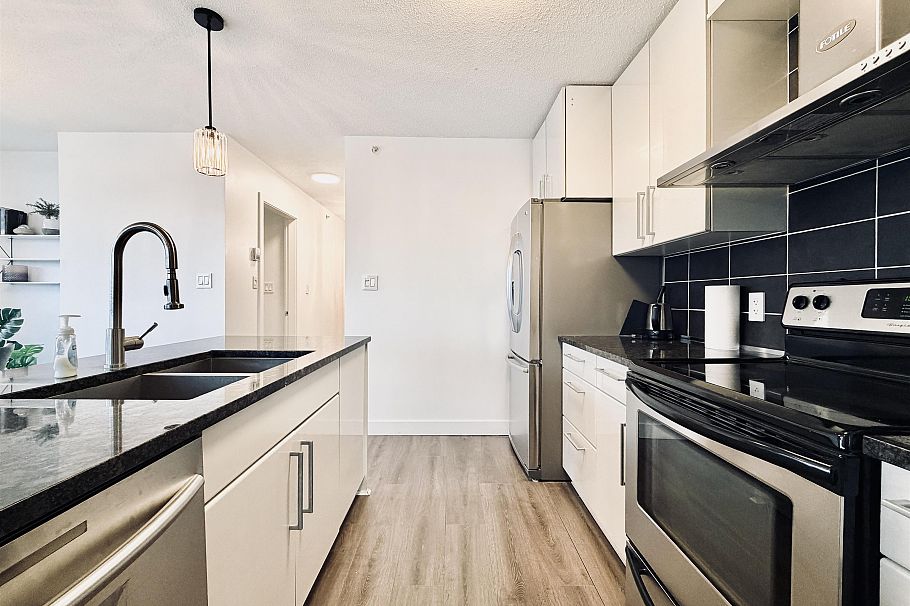 2705 689 Abbott Street Vancouver, BC - 17