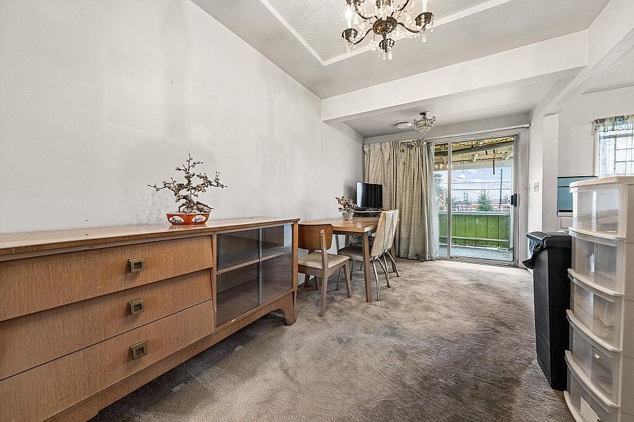 3281 E 2nd Avenue Vancouver, BC - 5