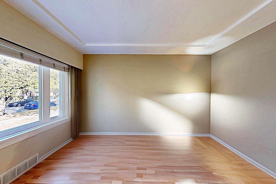 1222 E 51st Avenue Vancouver, BC - 7